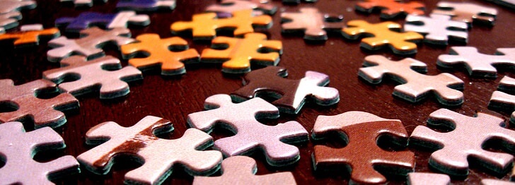 Hrajte puzzle, pexesa a podobné minihry